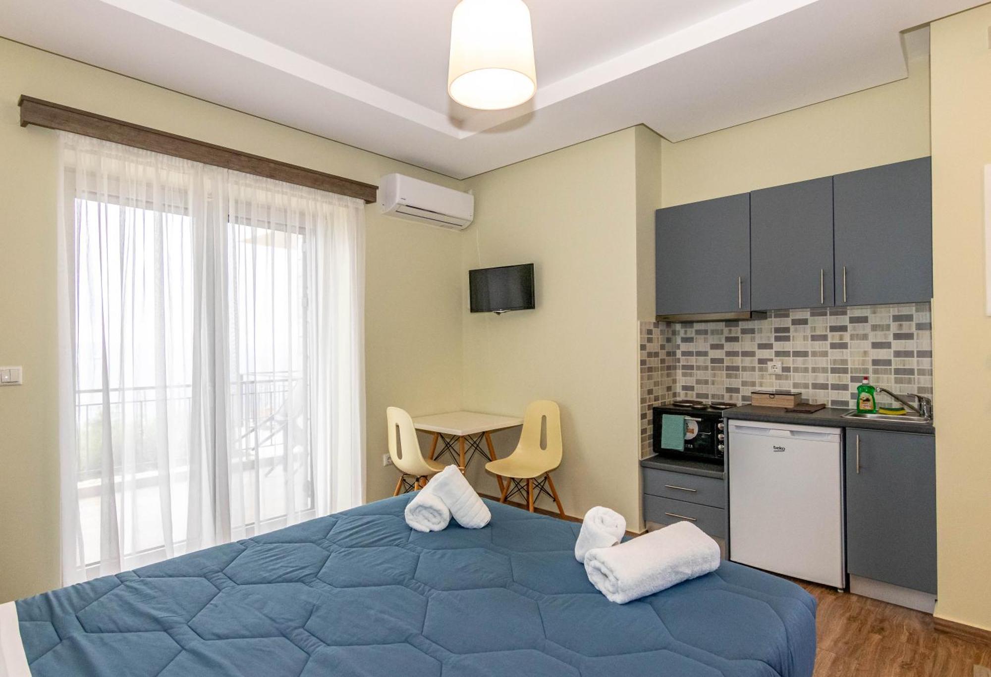 Verga'S Apartments カラマタ エクステリア 写真